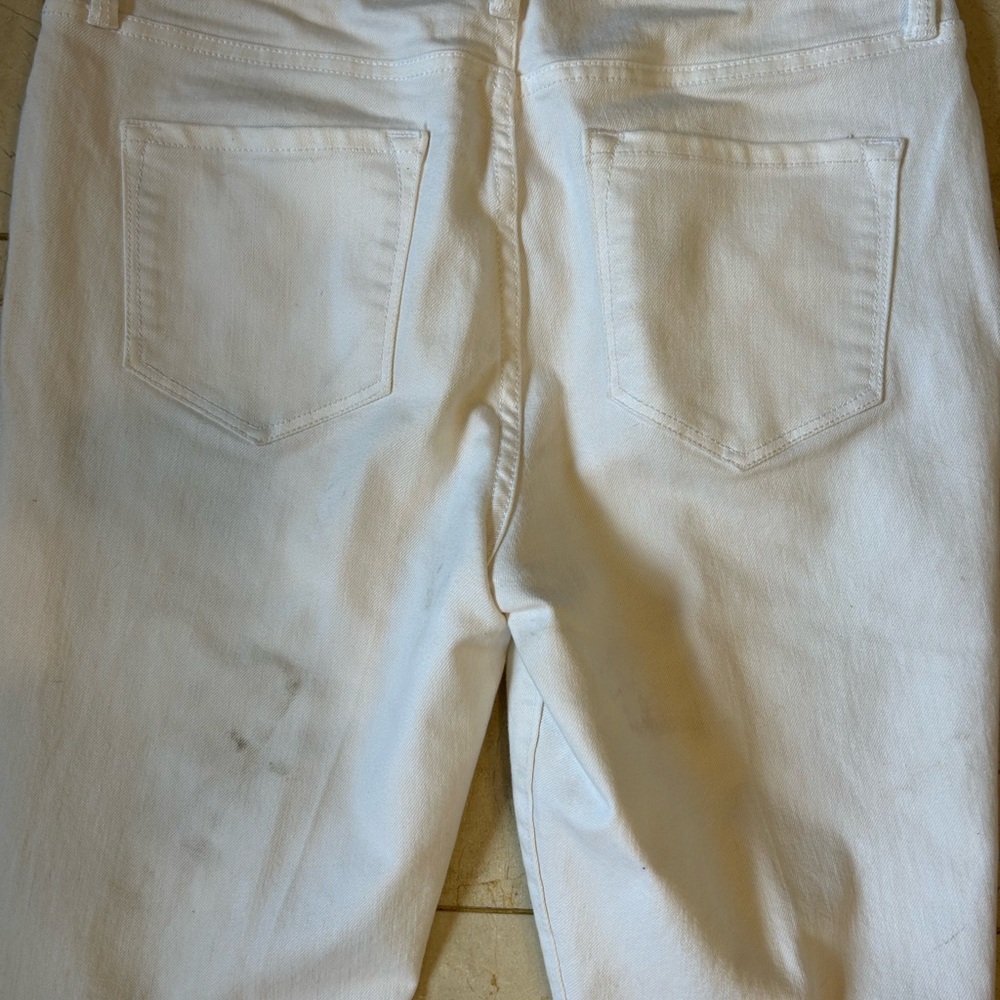 Old Navy, Curvy, White Denim, Mid Rise, Skinny Leg Jeans w/ Stretch, Sz 6 - Picture 11 of 11